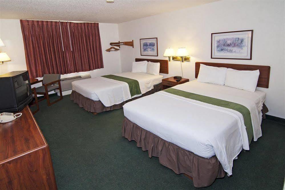 Americas Best Value Inn Zumbrota Bagian luar foto